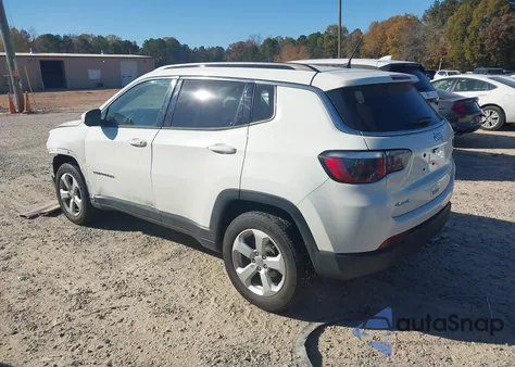 2019 Jeep Compass Latitude 4X4 from USA, damaged, VIN 3C4NJDBB2KT713576